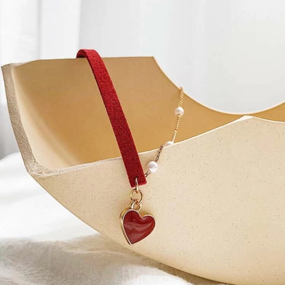 ❤️ Awesome Faux Pearls Metallic Heart Mismatched chain Choker in red or black ❤️ - Picture 7 of 10